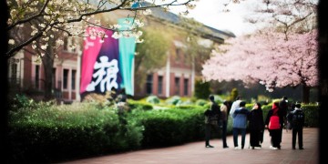 大学送什么歌合适呢？