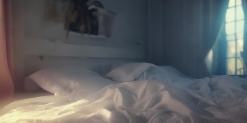 睡觉后的别离究竟是哪首歌？